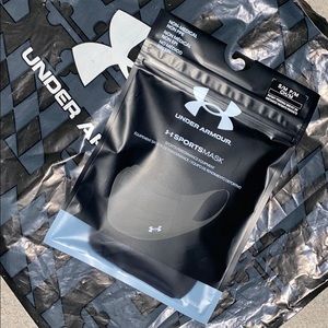 Under Armour Mask